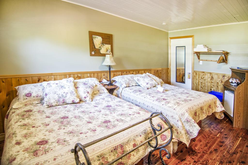 Auberge Au Soleil Levant Piopolis Екстериор снимка